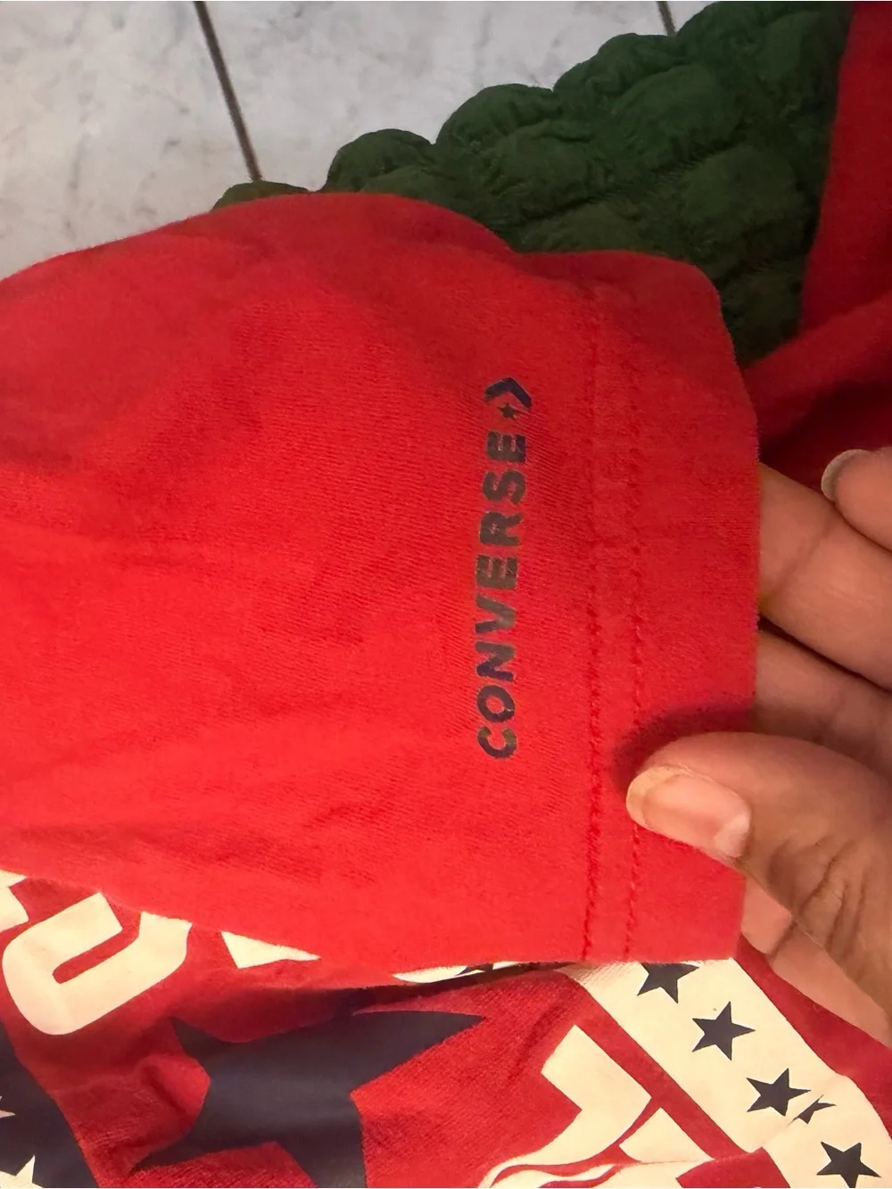 Converse bright red